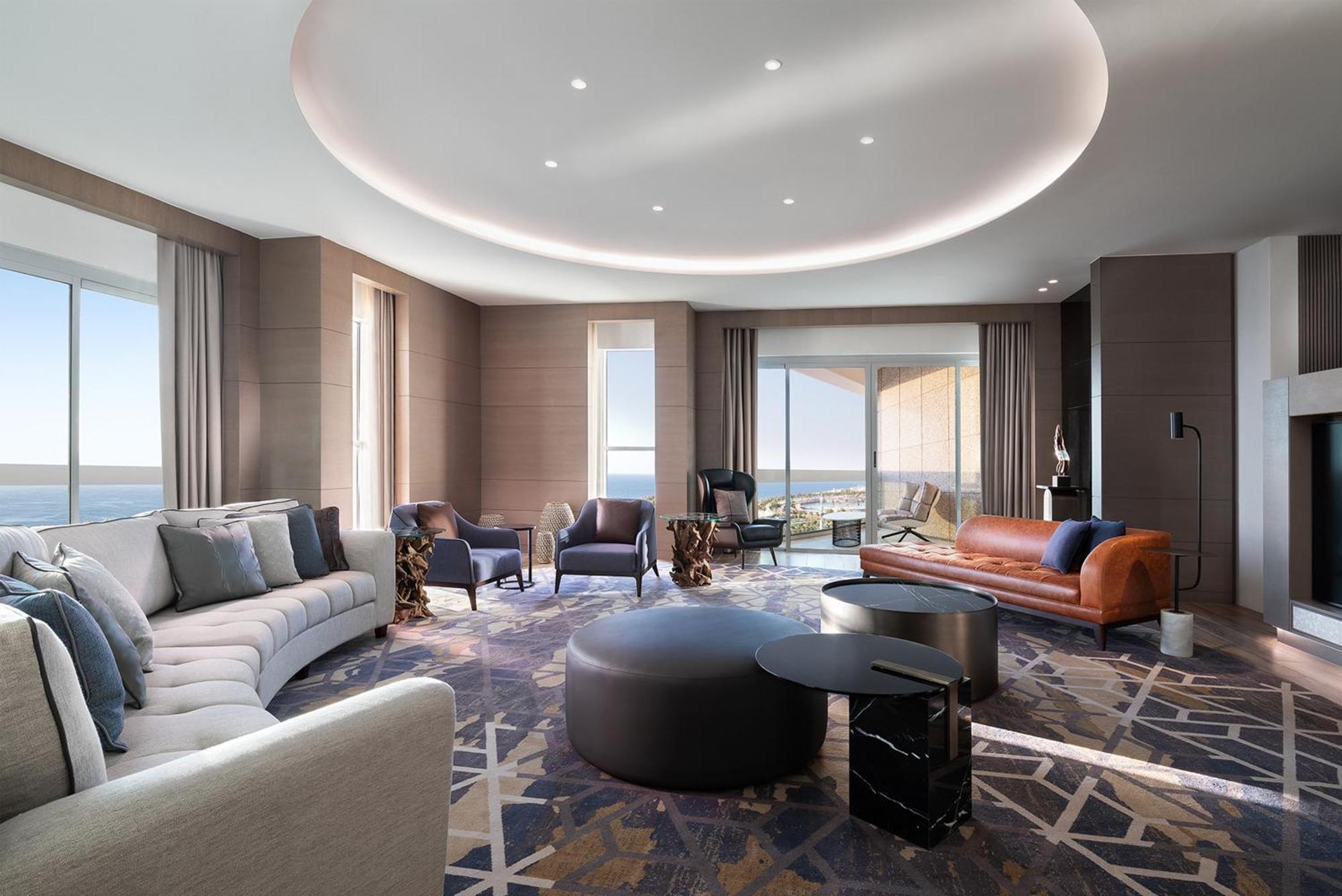 Sheraton Jeddah Hotel - Saudi Brothers Commercial Company Branch Exterior photo The living room of a three-bedroom apartment